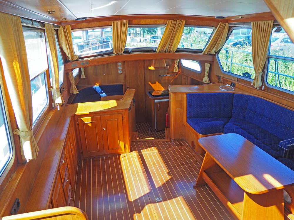 Salon, Innenausstattung